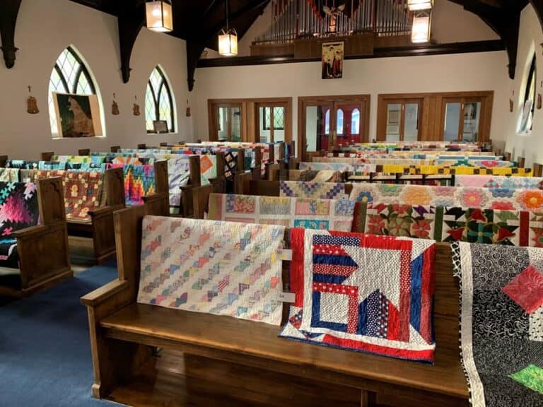 church-quilt-show